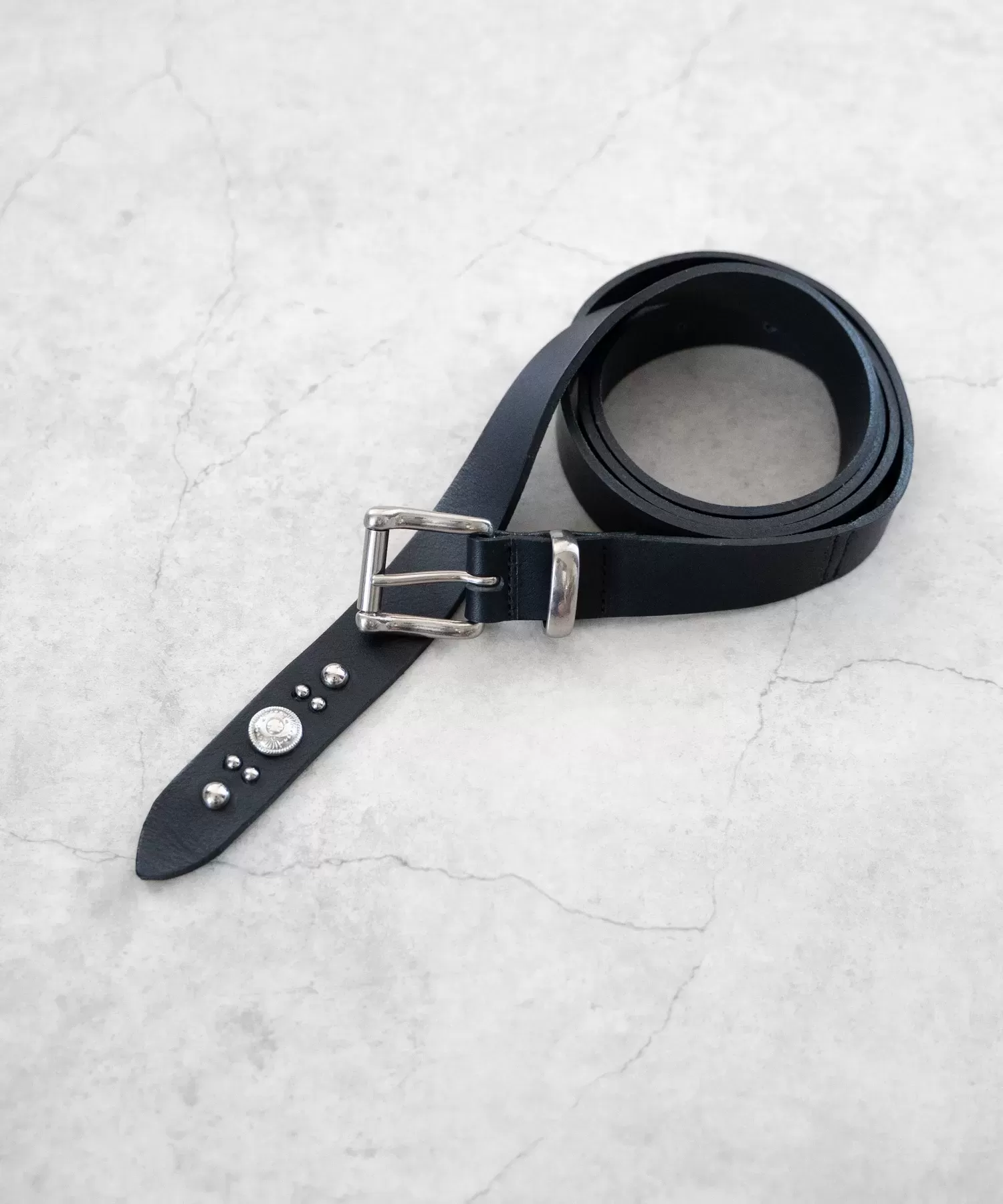 スタッズロングベルト